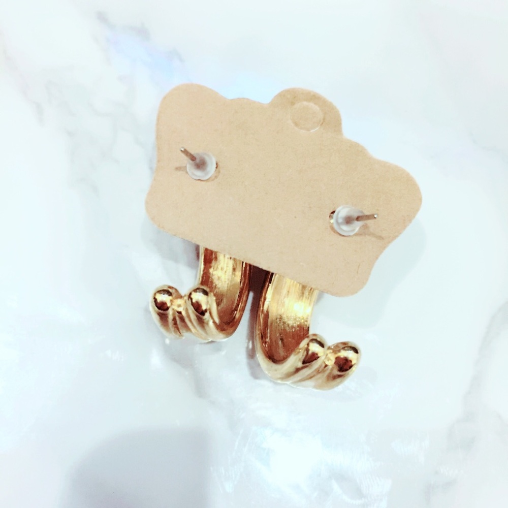 Cream and Gold Hoop Earrings - Picture 2 of 4